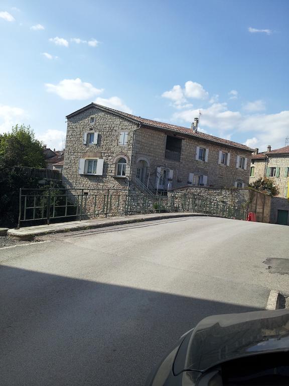 La Mais'Ange Berrias-et-Casteljau Buitenkant foto